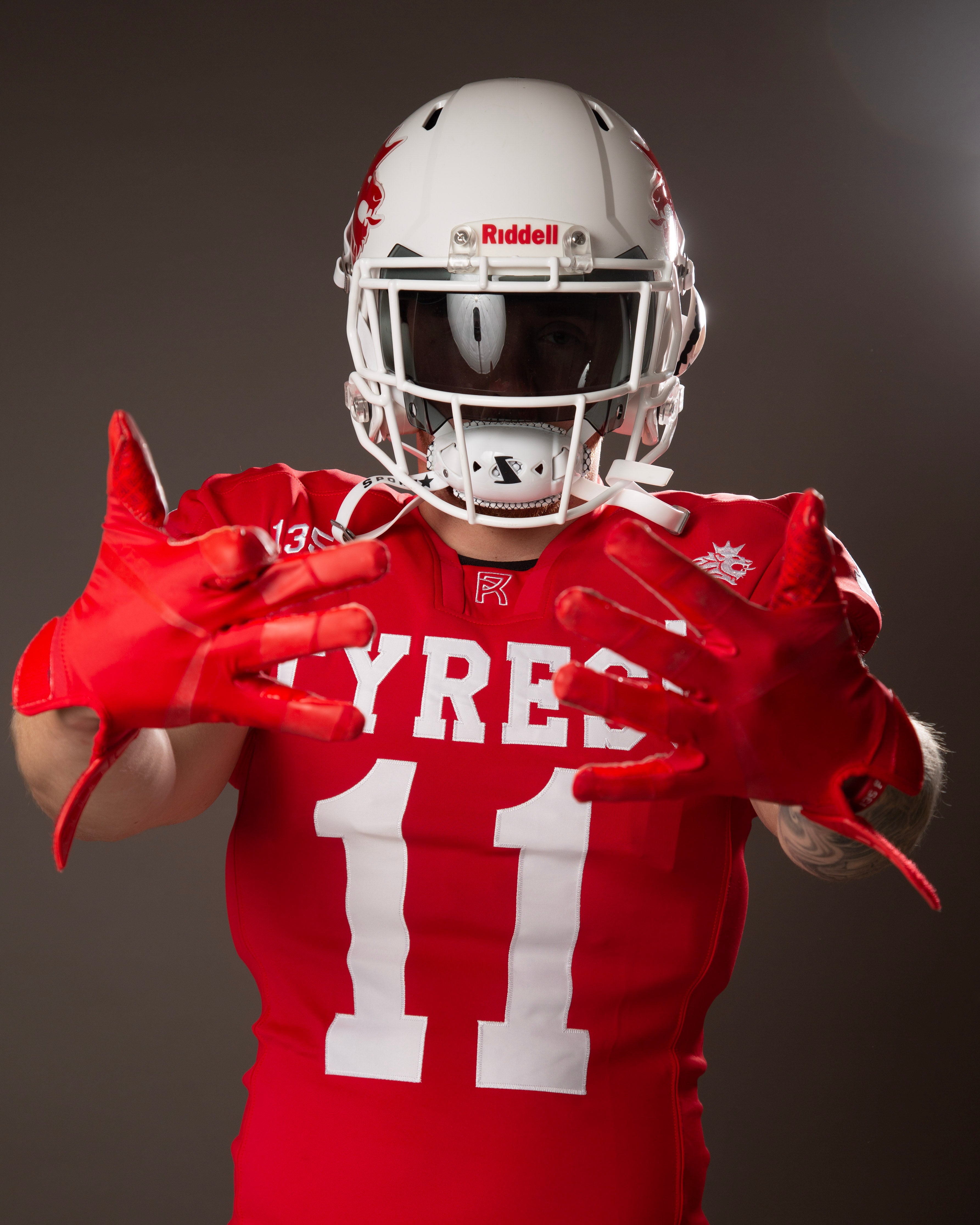 Reyrr - Førsteklasses utstyr for amerikansk fotball – Reyrr Athletics